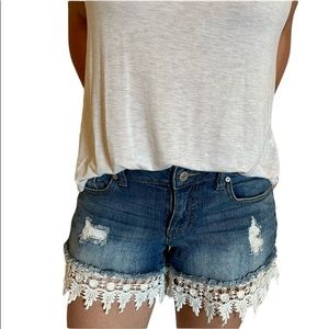 Altar’d State Jean Shorts with Crocheted Lace Trim in Size 27